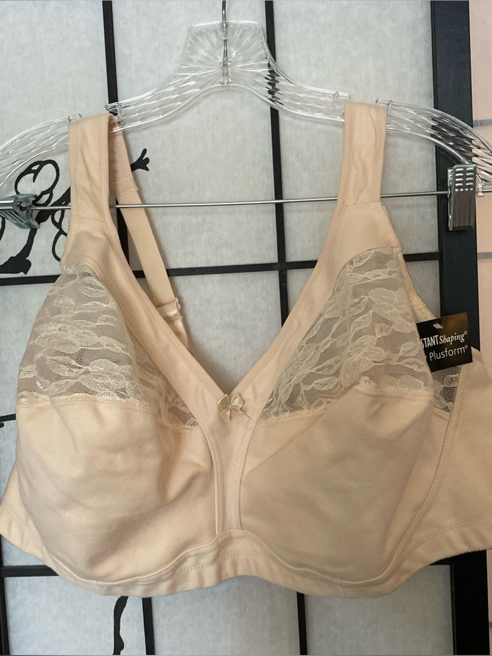 Instant Shaping by Plus Form NWT Wom 48DD Bra